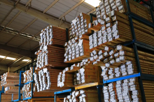 向假冒偽劣鋁材產(chǎn)品重拳出擊！中亞鋁業(yè)教你如何辨別真假！(圖5)