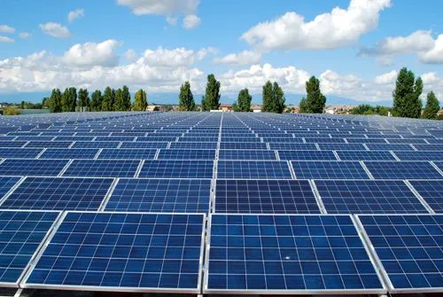 行業(yè)丨新藍(lán)海！2022年光伏用鋁有望達(dá)到336萬噸(圖1)